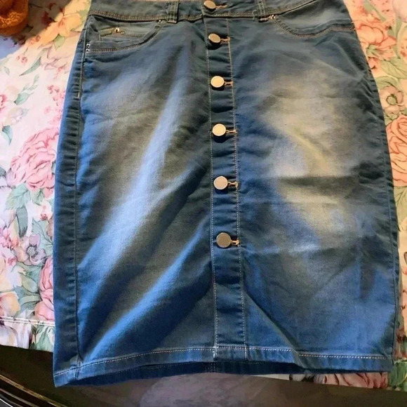 None Dresses & Skirts - Jean Skirt Size 11